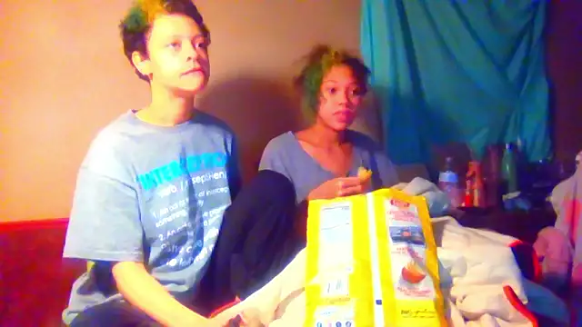 Snapshot of Tamiii420 chatting on January 10, 2026, 3:35 am Tamiii420 online show from January 10, 2026, 3:35 am