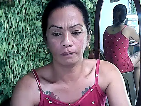 Snapshot of Simplewild21 chatting on January 8, 2026, 4:13 pm Simplewild21 online show from January 8, 2026, 4:13 pm