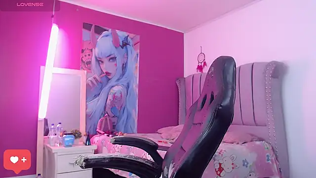 eimy hot19 online show from February 13, 2026, 4:29 pm