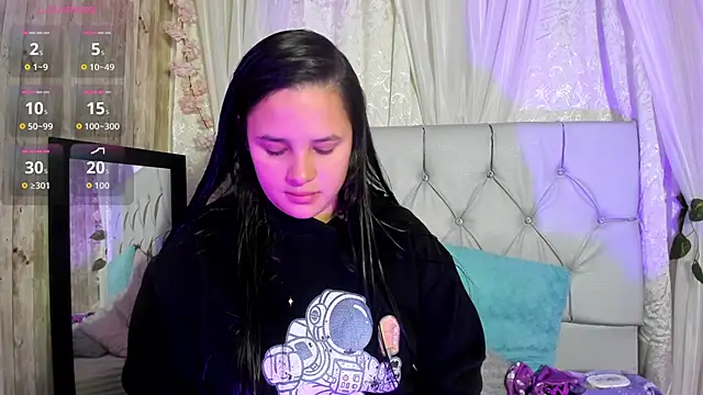 Snapshot of Victoria_Poncce1 chatting on January 12, 2026, 1:18 pm Victoria Poncce1 online show from January 12, 2026, 1:18 pm