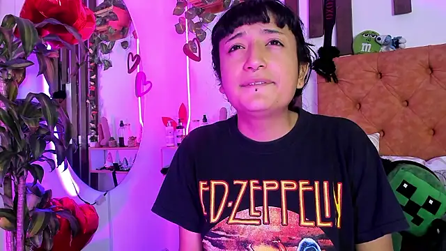 MeowMota  online show from March 10, 2026, 6:12 pm