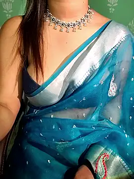 Snapshot of Samira_07 chatting on January 13, 2026, 5:55 am Samira 07 online show from January 13, 2026, 5:55 am