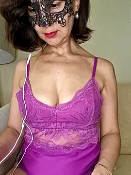 larizinha2026 online show from April 2, 2026, 6:25 pm