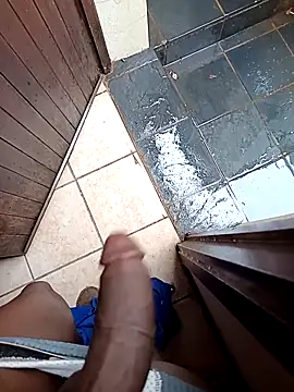 Dickxro online show from February 13, 2026, 7:41 am