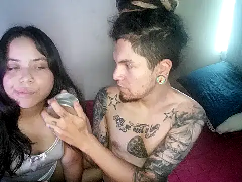 Snapshot of steffandjoshh420 chatting on February 5, 2026, 2:18 am steffandjoshh420 online show from February 5, 2026, 2:18 am