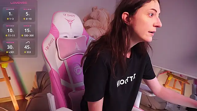 Ruby blossom  online show from February 24, 2026, 9:15 pm