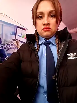 Alejandra N online show from March 18, 2026, 1:24 pm