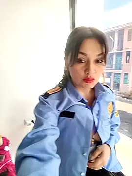 Snapshot of Alejandra_N chatting on February 5, 2026, 12:01 pm Alejandra N online show from February 5, 2026, 12:01 pm