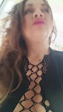Snapshot of Alejandra_N chatting on June 4, 2026, 3:17 pm Alejandra N online show from June 4, 2026, 3:17 pm