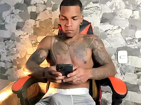 blackboy-strong online show from April 17, 2026, 6:11 pm