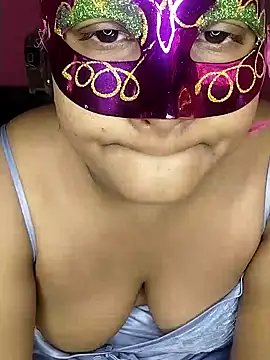 Snapshot of pinkisaha75 chatting on February 5, 2026, 6:20 am pinkisaha75 online show from February 5, 2026, 6:20 am