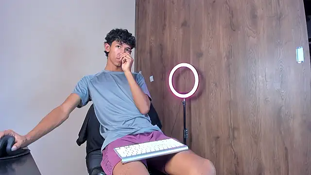 neitan miller  online show from February 10, 2026, 4:06 pm