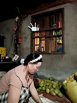 yu--yo online show from February 8, 2026, 1:47 am