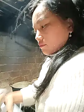 yu--yo online show from February 12, 2026, 12:10 am