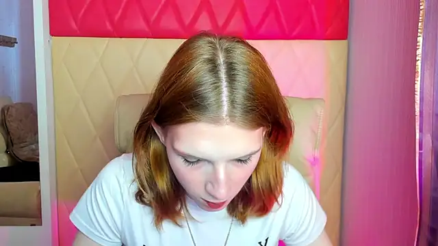 Snapshot of AlicexPrincess chatting on March 24, 2026, 7:41 am AlicexPrincess online show from March 24, 2026, 7:41 am