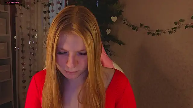 Snapshot of Sally_Ange1 chatting on February 18, 2026, 9:28 am Sally Ange1 online show from February 18, 2026, 9:28 am