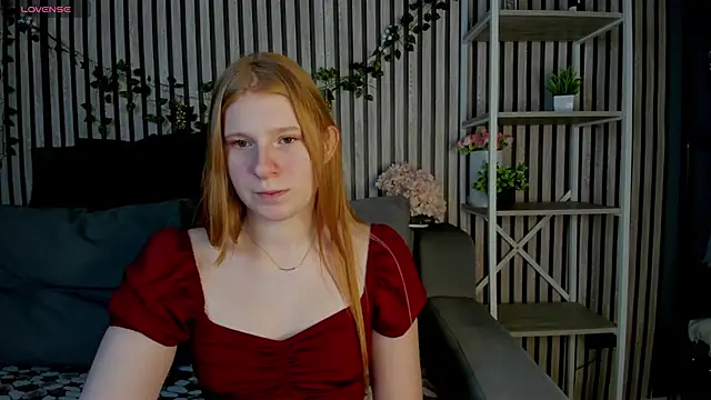 Snapshot of Sally_Ange1 chatting on February 4, 2026, 9:26 am Sally Ange1 online show from February 4, 2026, 9:26 am