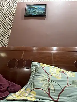 July-love online show from February 23, 2026, 2:35 am