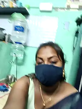 Snapshot of Tamil_Hot_Priya chatting on January 17, 2026, 11:41 pm Tamil Hot Priya online show from January 17, 2026, 11:41 pm