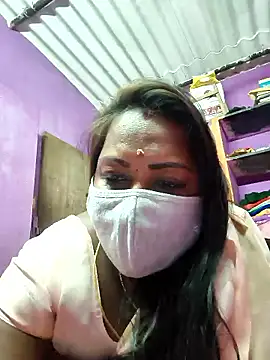 Snapshot of Tamil_Hot_Priya chatting on February 17, 2026, 6:11 am Tamil Hot Priya online show from February 17, 2026, 6:11 am