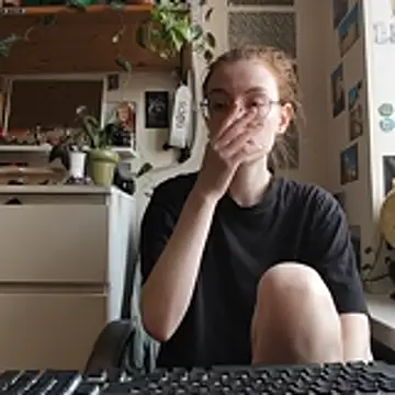 Shy Bamby online show from April 29, 2026, 3:49 pm