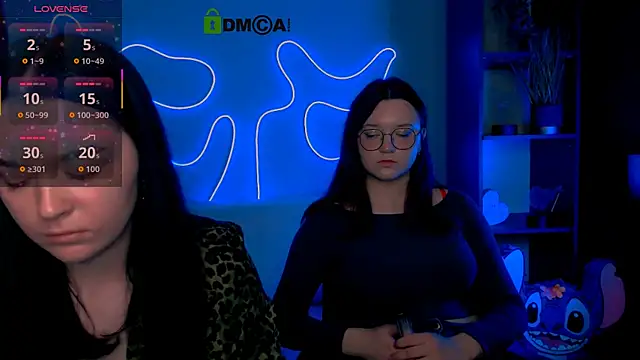 monica xcx online show from May 5, 2026, 7:28 pm