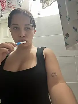 Snapshot of AliciaWhite_nt chatting on June 13, 2026, 8:40 pm AliciaWhite nt online show from June 13, 2026, 8:40 pm