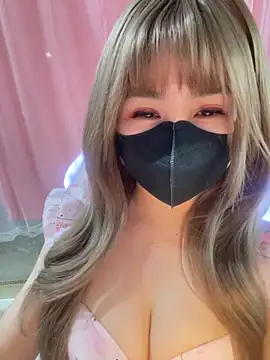 -Violet-t online show from April 11, 2026, 2:08 am