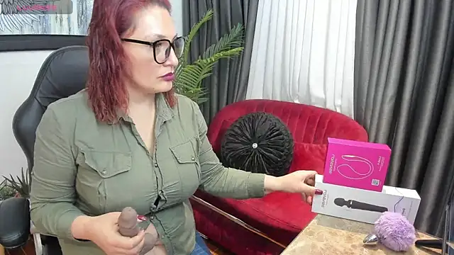 Snapshot of VictoriaPaker chatting on February 27, 2026, 12:05 pm VictoriaPaker online show from February 27, 2026, 12:05 pm