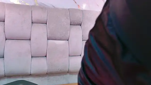 MichaelRossexxx online show from February 4, 2026, 9:37 am