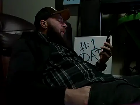 Numba1dad  online show from February 3, 2026, 6:11 am