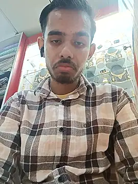 Rajkuma12345 online show from February 14, 2026, 6:46 am