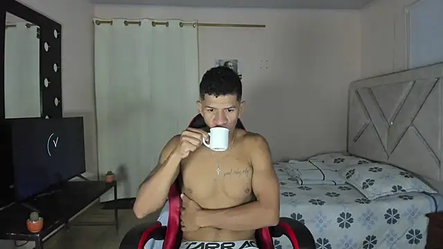 Snapshot of antonio_aguilarx chatting on August 7, 2026, 4:07 am antonio aguilarx online show from August 7, 2026, 4:07 am