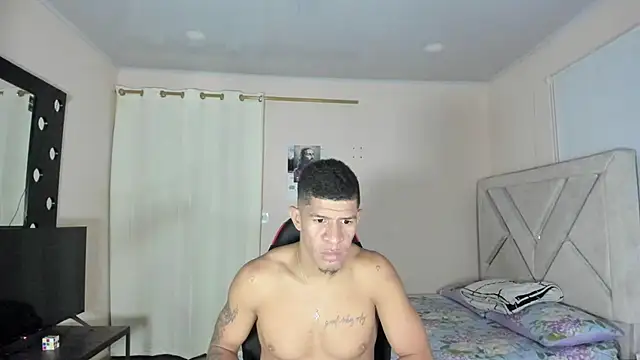 Snapshot of antonio_aguilarx chatting on July 25, 2026, 11:11 pm antonio aguilarx online show from July 25, 2026, 11:11 pm