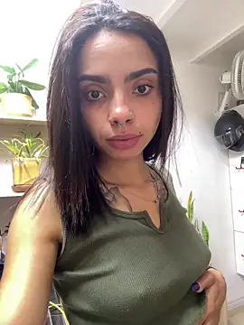 Electra Darkk online show from April 7, 2026, 4:20 pm