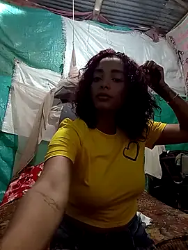 meganparixx online show from February 8, 2026, 8:28 pm