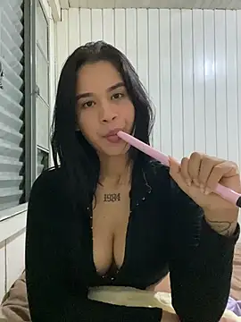 Snapshot of aslhey_sandova chatting on March 29, 2026, 12:45 am aslhey sandova online show from March 29, 2026, 12:45 am