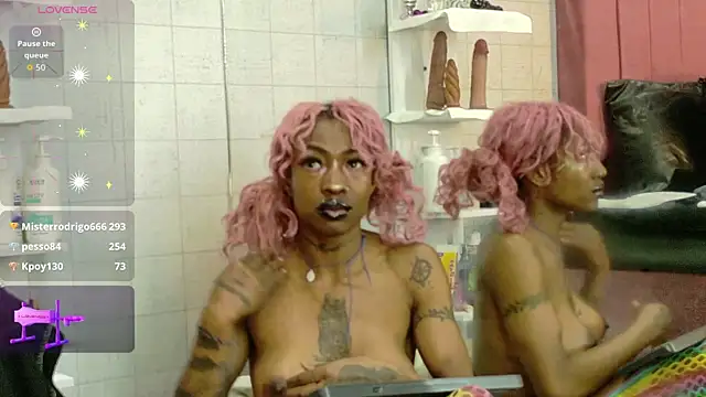 DaniaMarcell online show from March 31, 2026, 4:53 pm