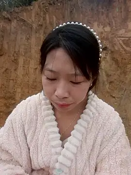 Mayly lucky2 online show from January 14, 2026, 2:59 am