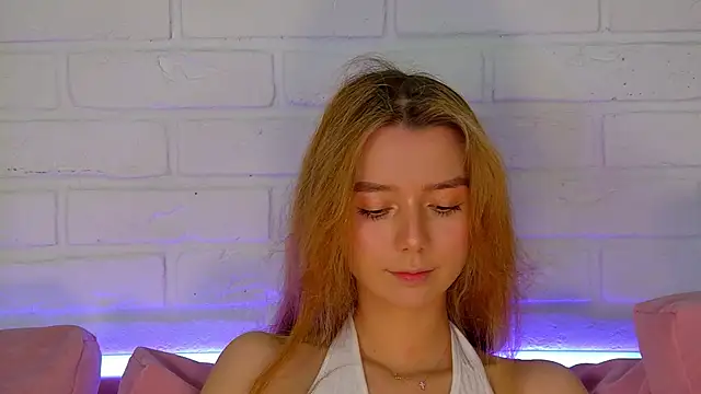 Snapshot of VanessaVienne chatting on March 1, 2026, 4:29 pm VanessaVienne online show from March 1, 2026, 4:29 pm