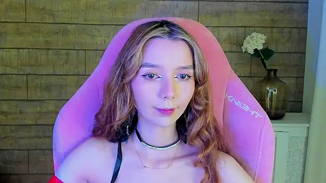 Snapshot of VanessaVienne chatting on February 1, 2026, 4:27 pm VanessaVienne online show from February 1, 2026, 4:27 pm