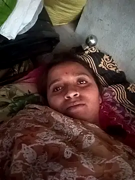 Snapshot of Hirdesh_sahu chatting on April 7, 2026, 7:21 am Hirdesh sahu online show from April 7, 2026, 7:21 am