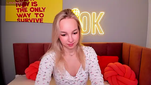 DaisyMellifluous online show from January 15, 2026, 1:31 am