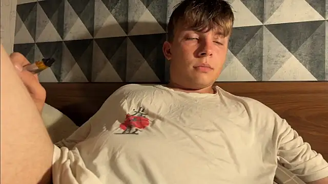 Snapshot of marcus_euphoria_ chatting on June 21, 2026, 7:41 pm marcus euphoria online show from June 21, 2026, 7:41 pm