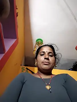 Reena lodha online show from February 15, 2026, 9:58 pm