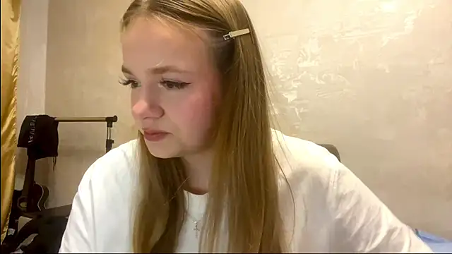 Snapshot of VanitaRater chatting on January 14, 2026, 3:15 pm VanitaRater online show from January 14, 2026, 3:15 pm