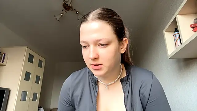 JammieMickiewicz online show from March 11, 2026, 7:24 am