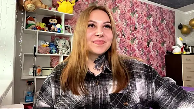 TraciBallena online show from February 4, 2026, 12:00 pm