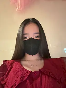 Gwen879 online show from March 2, 2026, 12:33 am