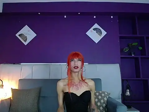 Snapshot of MEGHAN-QUEEN chatting on January 13, 2026, 4:05 am MEGHAN-QUEEN online show from January 13, 2026, 4:05 am